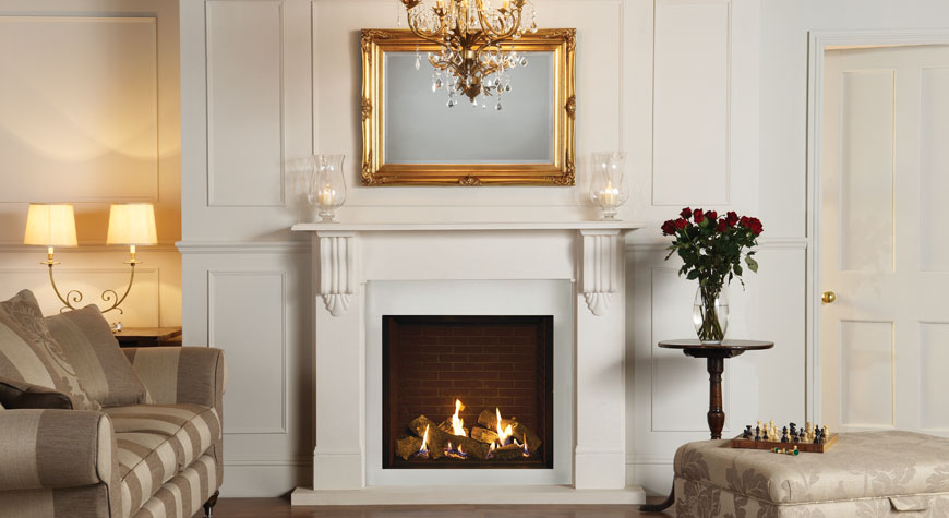 Gazco Riva2 750HL Edge with Black Reeded Lining. Shown with Victorial Corbel Mantel