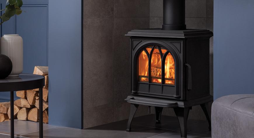 Stovax Huntingdon 20 multi fuel Ecodesign stove, with Tracery Door and optional Longer Legs