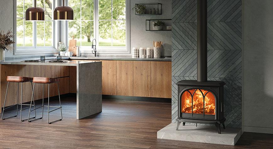 Stovax Huntingdon 40 wood burning Ecodesign stove, with Tracery Door