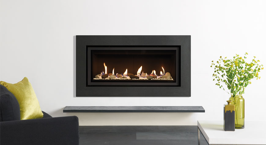 Gazco Studio 2 Expression Conventional Flue in Graphite, Glass Fronted with Pebble & Stone fuel bed and Black Reeded lining