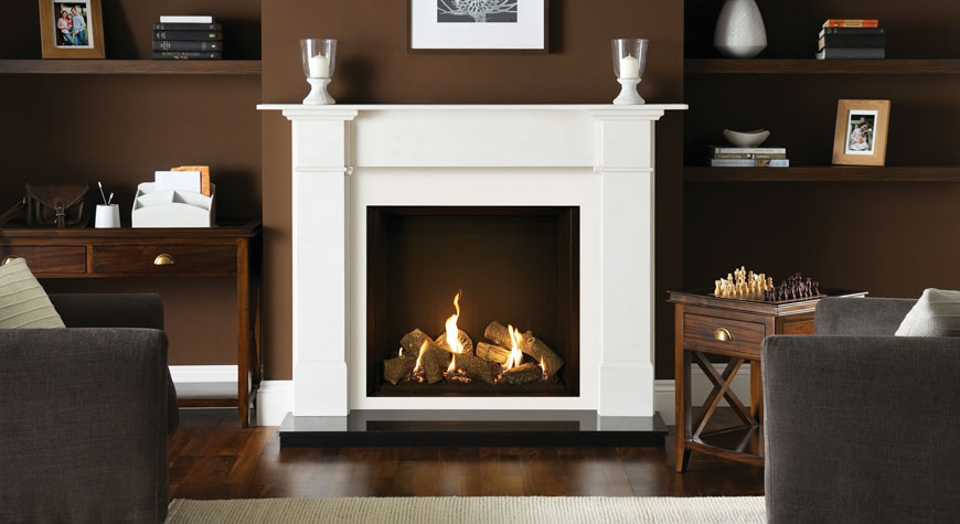 Gazco Riva2 750HL Edge gas fire with Black Reeded Lining. Shown with Claremont Limestone mantel.